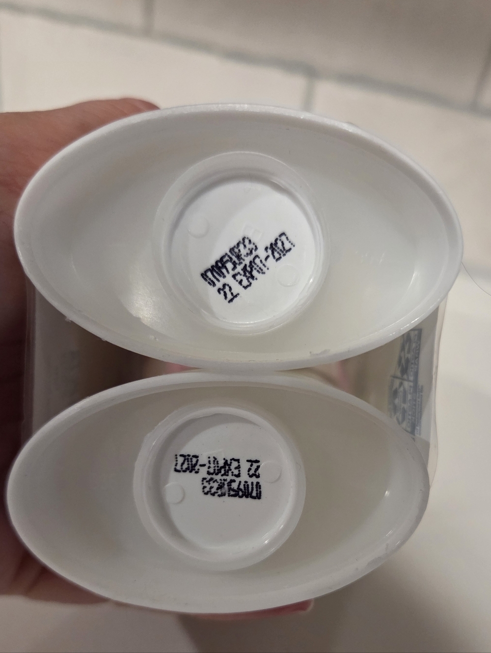 Dove Advanced Care Caring Coconut Antiperspirant Deodorant Pack Of 2 NIP - Picture 3 of 5